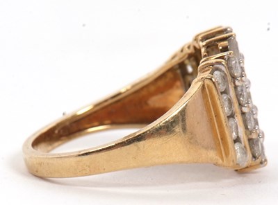 Lot 88 - A 9ct diamond ring, set with five graduated...