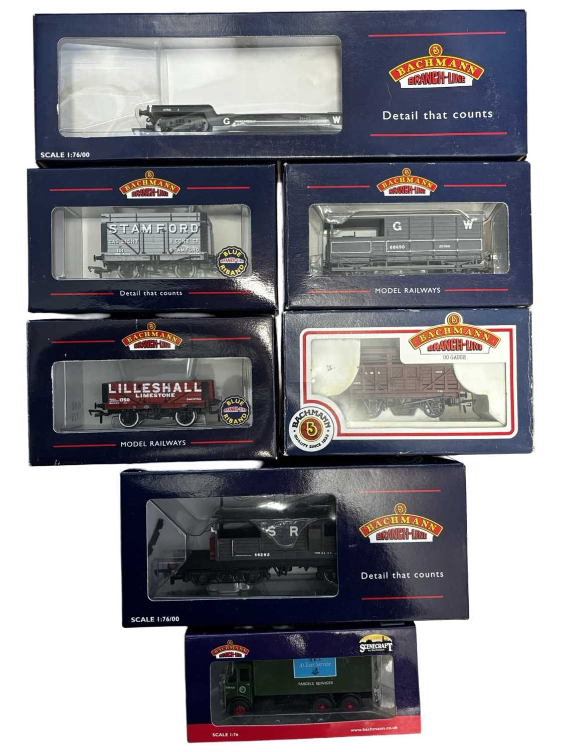 Lot 1 - A mixed lot of various boxed Bachmann 00 gauge...