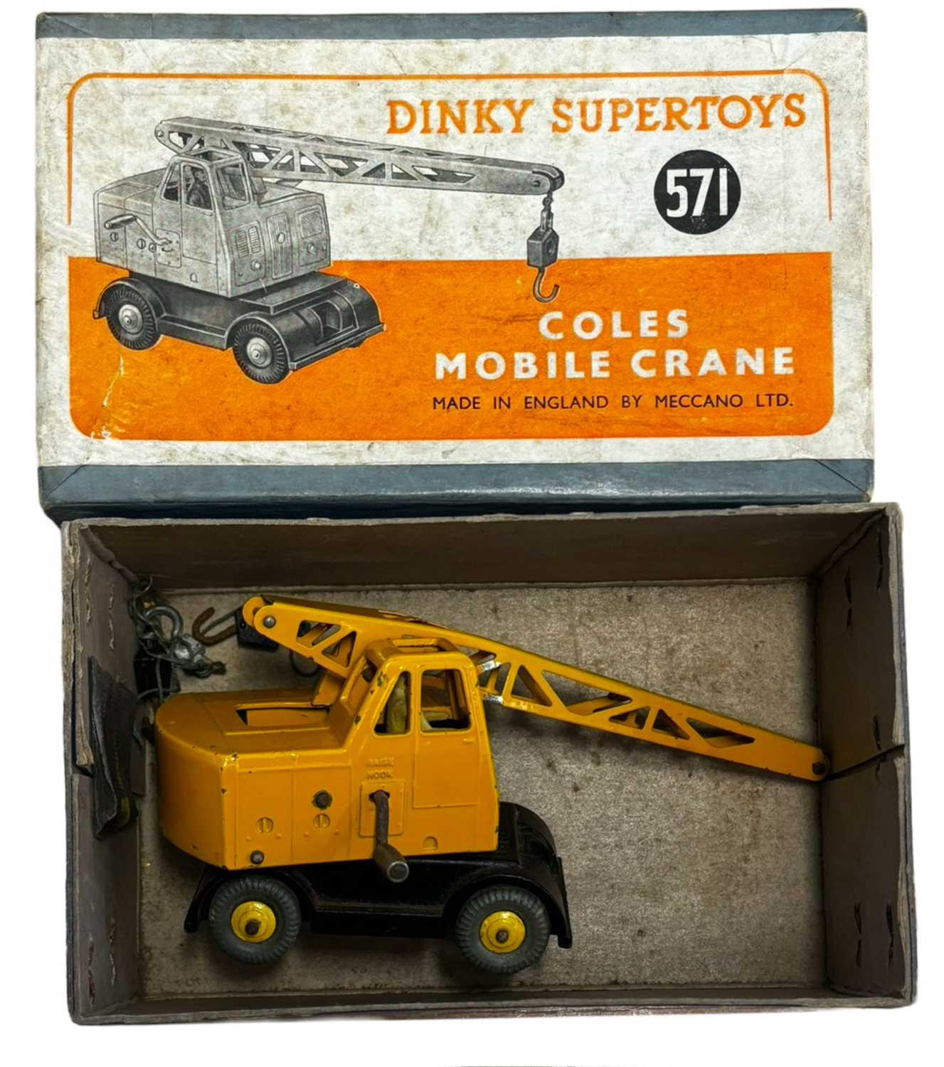 Lot 42 - A boxed Dinky Supertoys 571 Coles Mobile Crane
