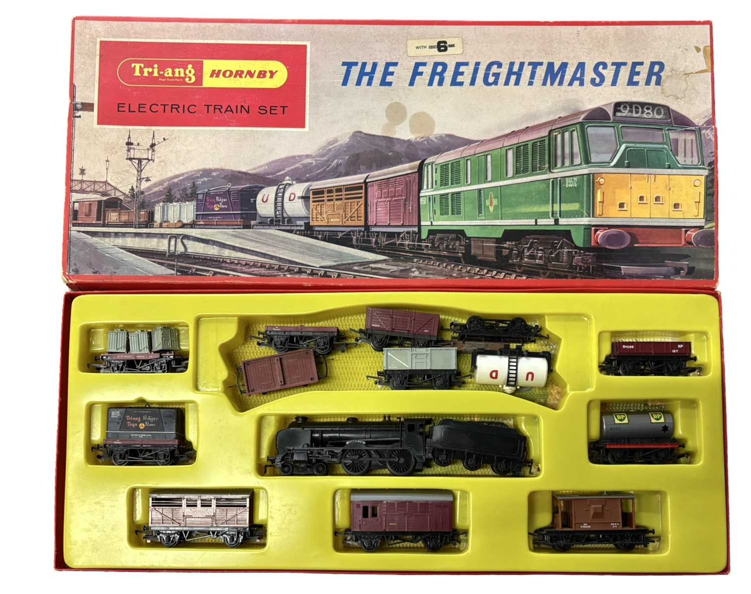 Lot 18 - A boxed Triang / Hornby 00 gauge...