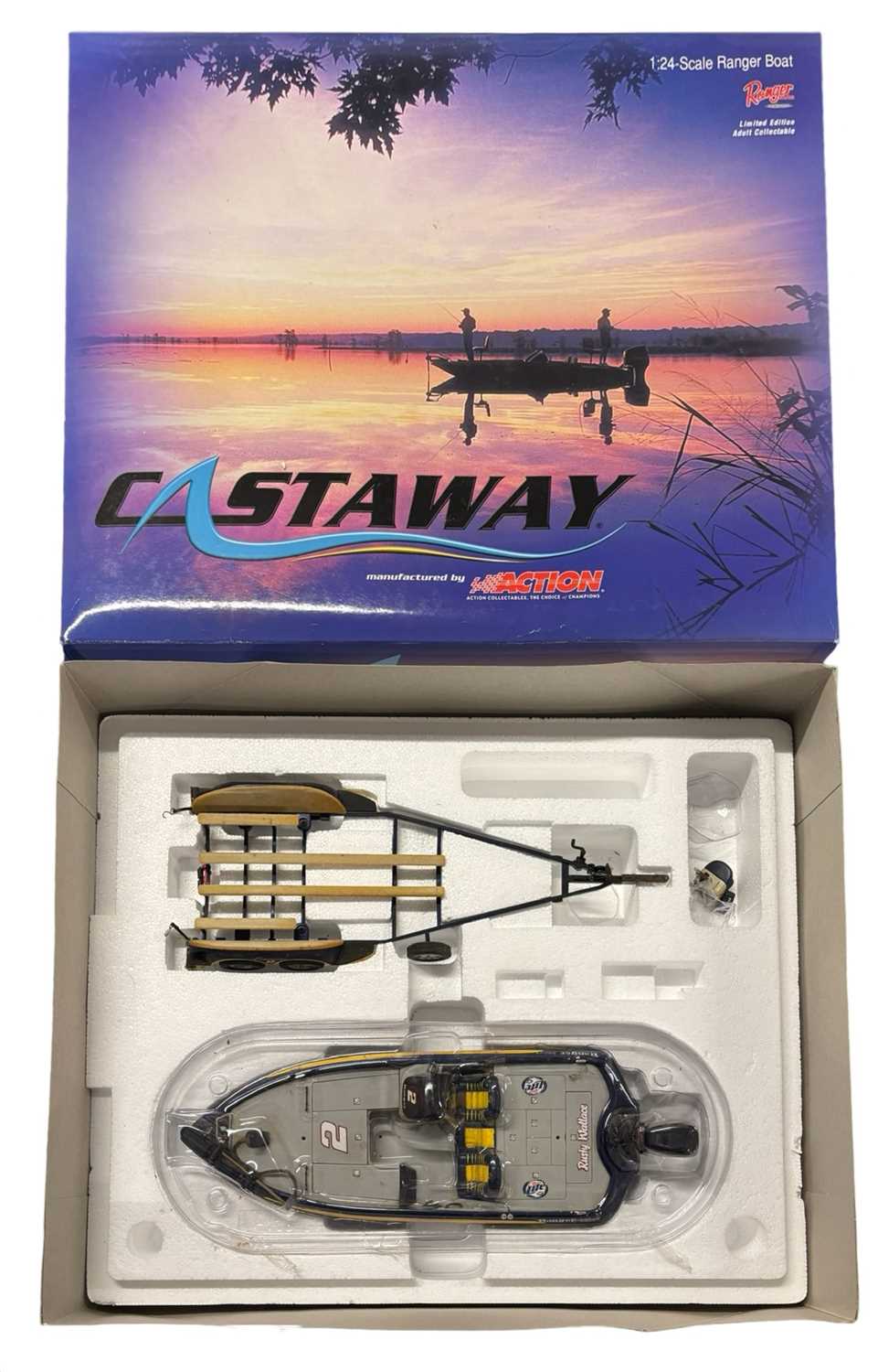 Lot 82 - A boxed 1:24 scale limited edition 'Rusty...