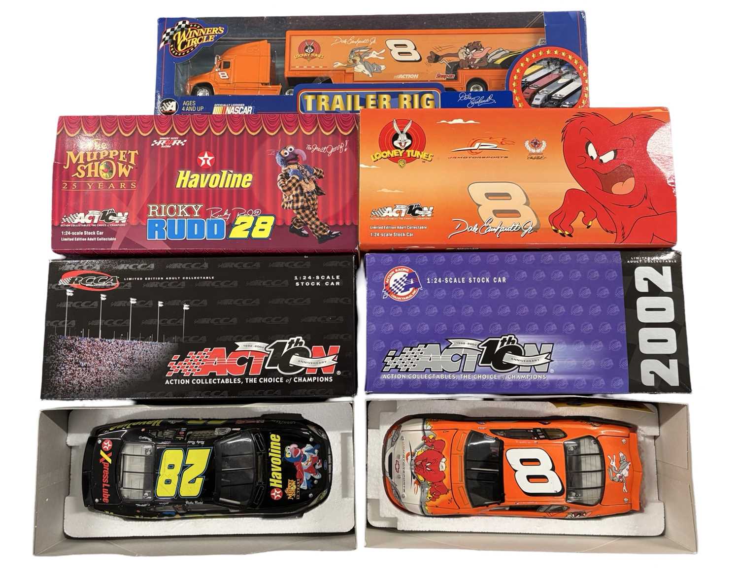 Lot 77 - Three boxed 1:24 scale NASCAR models, to...