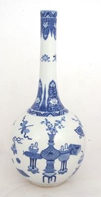 Lot 87 - A large Chinese porcelain vase of globular...