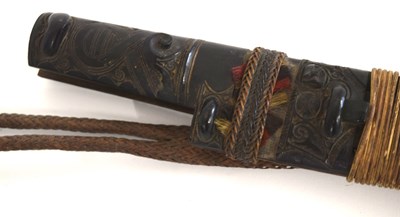 Lot 61 - Borneo: Dayak / head hunter Mandau or malat...
