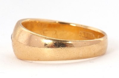 Lot 52 - An early 20th century 18ct diamond ring, with...