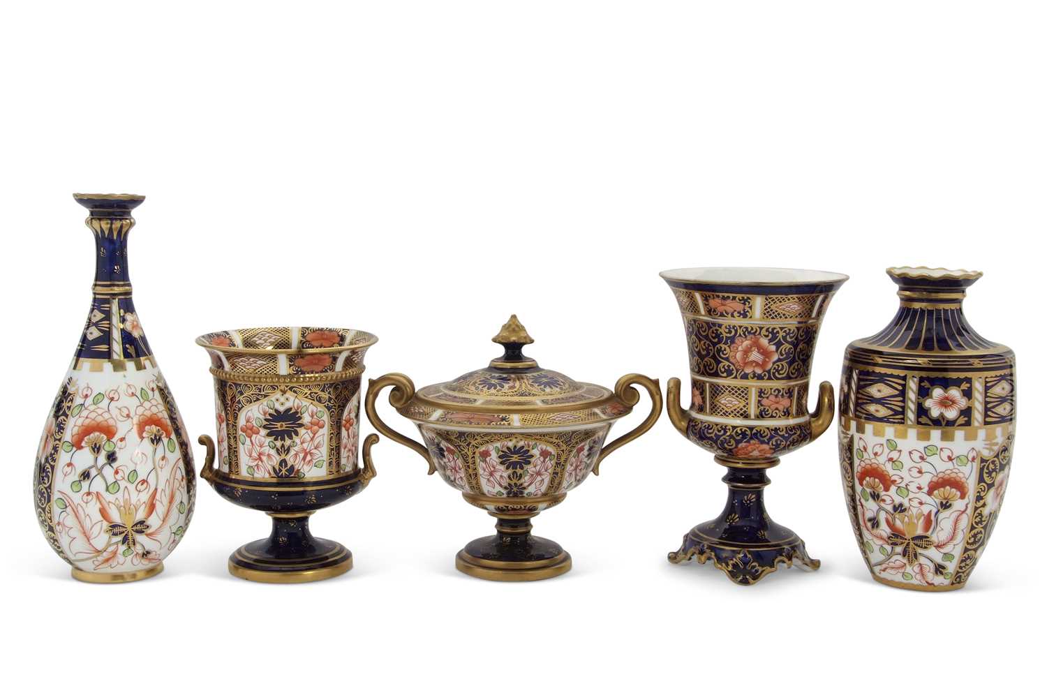 Lot 29 - A group of Royal Crown Derby wares including a...