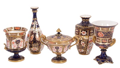 Lot 29 - A group of Royal Crown Derby wares including a...