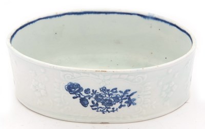 Lot 47 - A Lowestoft porcelain oval potting pot with...