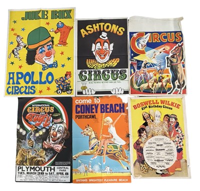 Lot 296 - A group of 6 vintage circus performance...