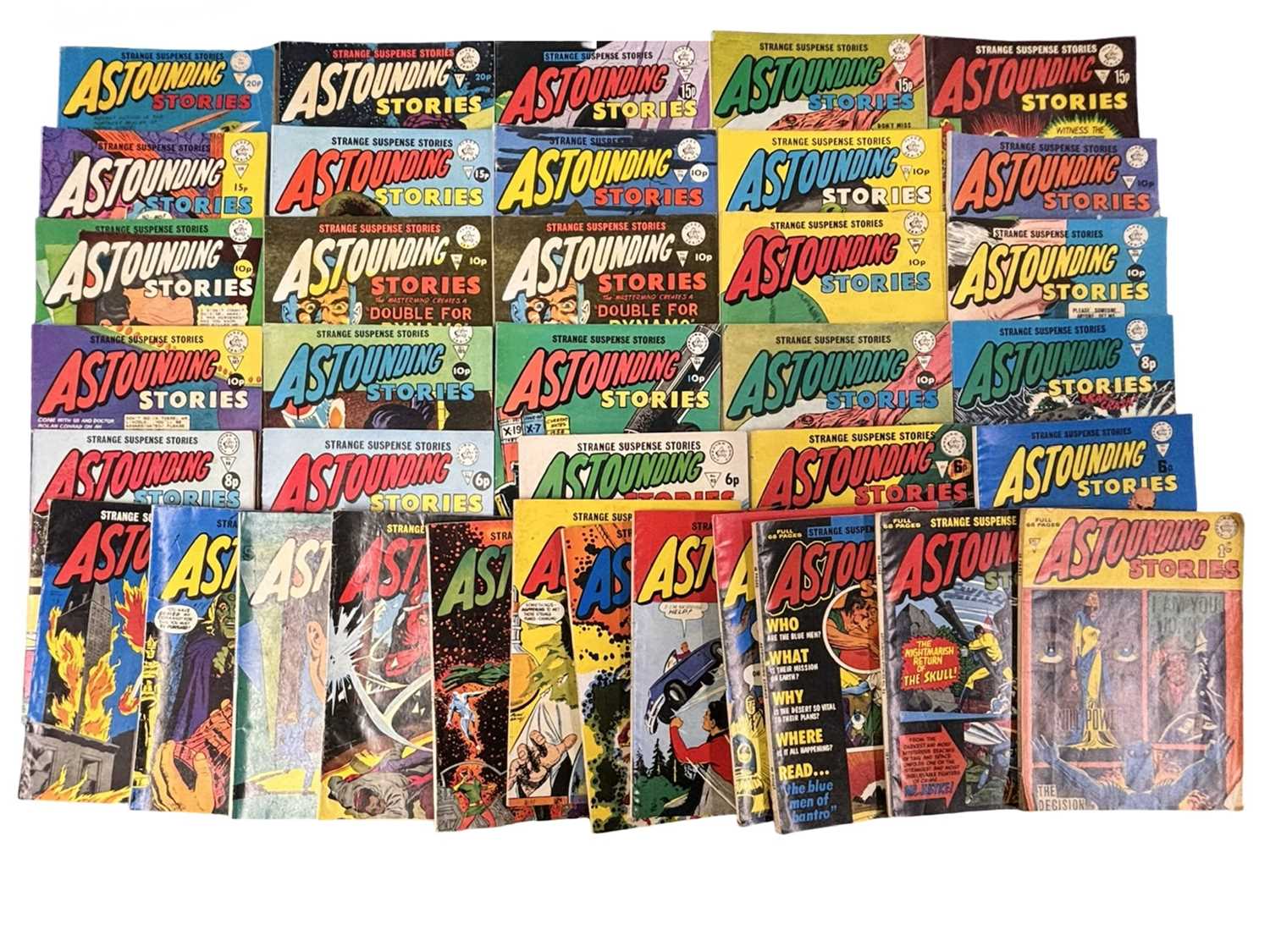 Lot 26 - ASTOUNDING STORIES, Alan Class. Issues:...