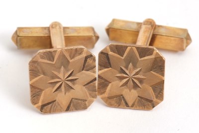 Lot 148 - A pair of 9ct cufflinks, with squared panel...