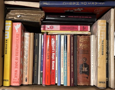 Lot 201 - ONE BOX: ONE BOX: Mixed magic, conjuring and...