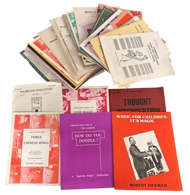 Lot 275 - ONE PACKET: Various magic, illusions,...