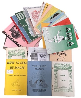Lot 250 - ONE PACKET: Various magic, illusions,...