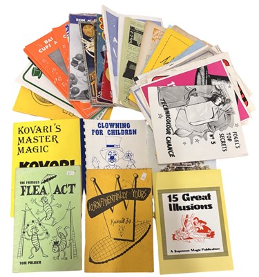 Lot 258 - ONE PACKET: Various magic, illusions,...
