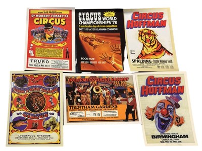Lot 305 - A box of Circus postcard sets