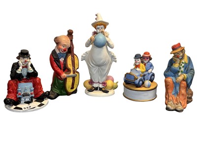 Lot 353 - A group of various contemporary clown models
