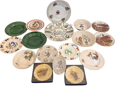 Lot 368 - A group of various circus themed collectors...