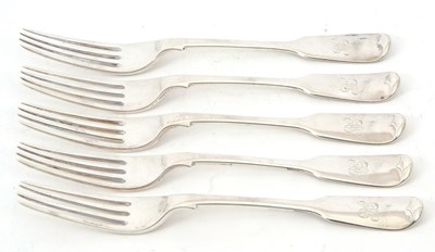Lot 96 - A group of five Victorian fiddle pattern...