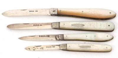 Lot 162 - A group of four folding silver bladed fruit...
