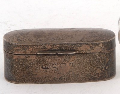 Lot 162A - An Edwardian silver trinket/jewel box of plain...