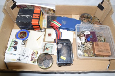 Lot 90 - Box containing assorted collectables including...