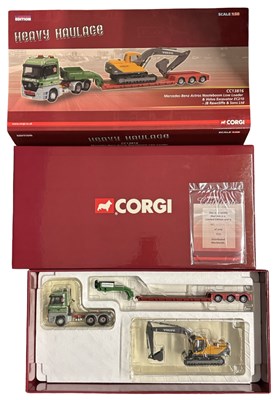 Lot 89 - A boxed Corgi Heavy Haulage CC13816...