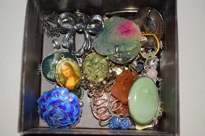 Lot 104 - Box containing a quantity of various pendants