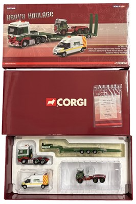 Lot 106 - A boxed Corgi Heavy Haulage CC13912 Foden...