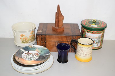 Lot 185 - Selection of various household ceramics...