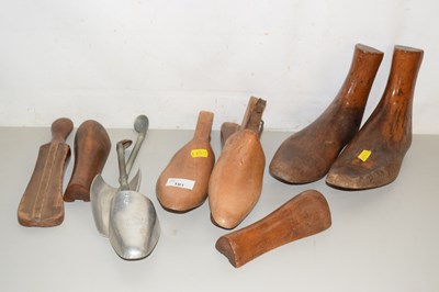 Lot 191 - Various shoe stretchers etc