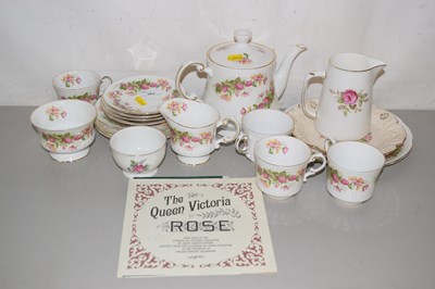Lot 203 - Collection of various floral decorated tea wares