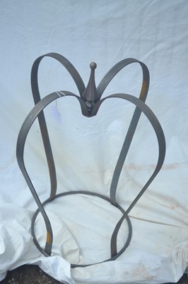 Lot 160 - An ornamental metal garden crown, height...