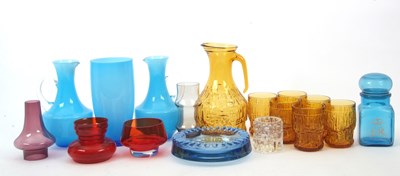 Lot 87 - Mixed Lot of Mid century, Glass to include a...