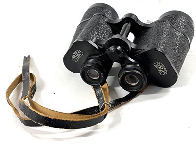 Lot 391 - A Pair of Carl Zeiss Jenoptem 10x50W Binoculars in Leather Case