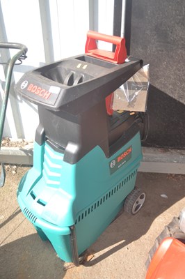 Lot 366 - Bosch AXT25D garden shredder