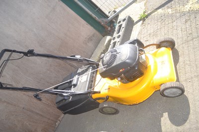 Lot 423 - JCB petrol mower