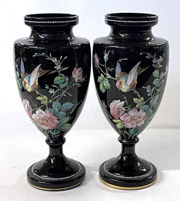 Lot 250 - A pair of glass vases, probably Bristol Jaffe...