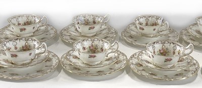 Lot 288 - A Royal Doulton part tea service comprising...
