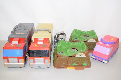 Lot 555 - Collection of various late 20th Century toys...