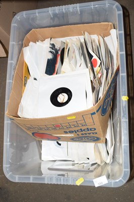 Lot 580 - Box containing a large quantity of single,...
