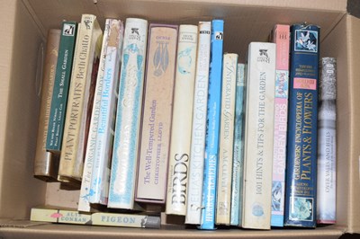 Lot 595 - Box of various reference books, mostly...