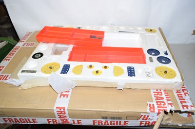 Lot 674 - Boxed Meccano type set