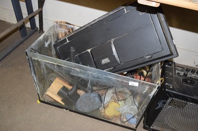 Lot 742 - Aquarium and accessories (a/f)