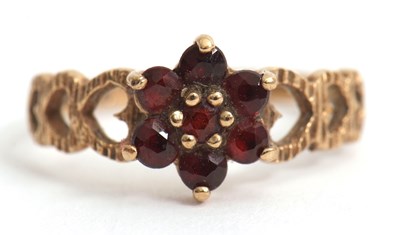 Lot 77 - Two 9ct garnet rings, to include a 9ct garnet...