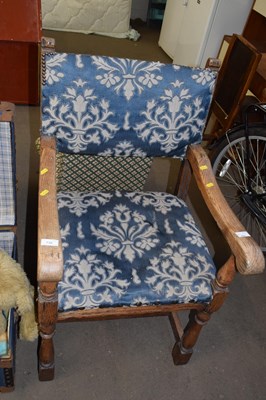 Lot 851 - Upholstered chair
