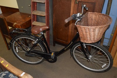 Lot 854 - A Savannar shopping bike