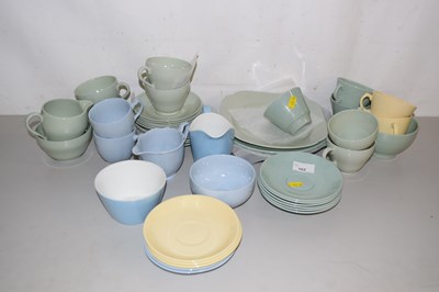 Lot 162 - A quantity of Woods Beryl and Jasmin tea wares