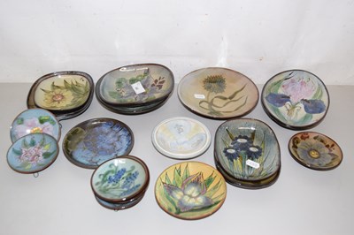 Lot 66 - Quantity of Chelsea pottery floral decorated...