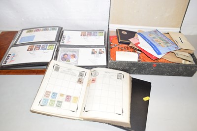 Lot 87 - Quantity of stamps and first day covers
